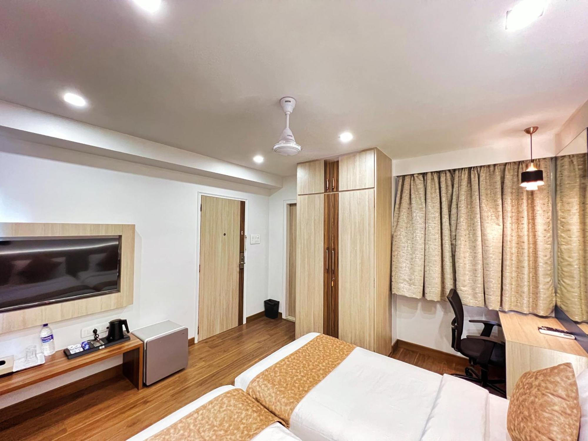 White House By Maxxvalue Service Apartments Bandra Bombay Exterior foto