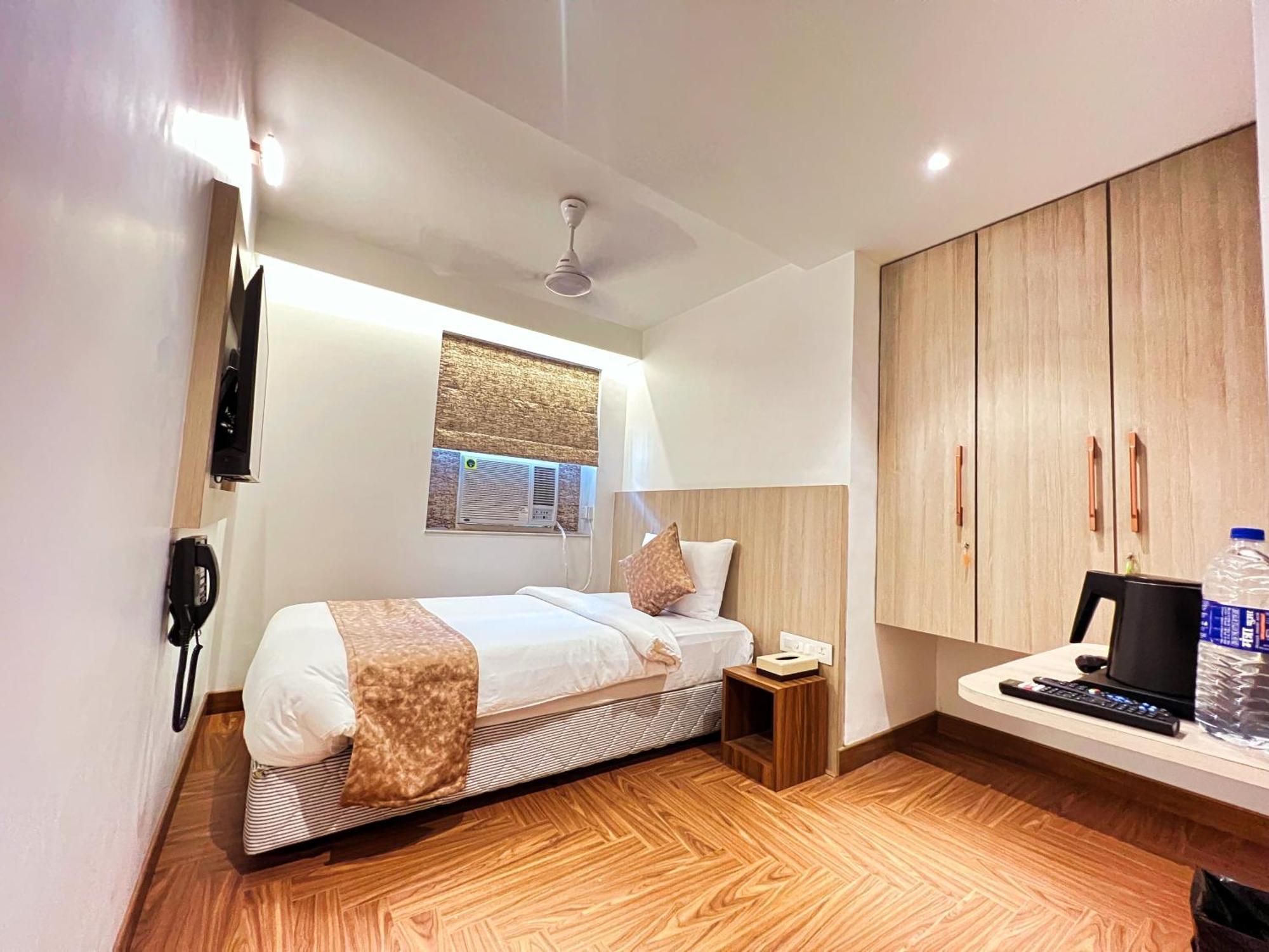 White House By Maxxvalue Service Apartments Bandra Bombay Exterior foto