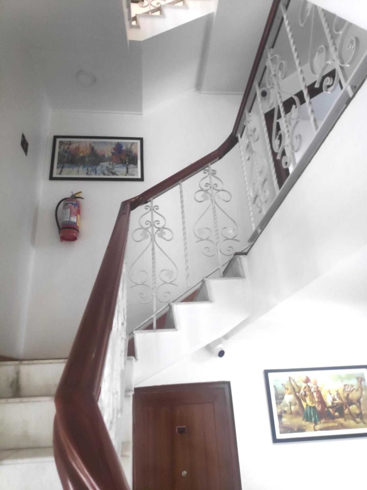 White House By Maxxvalue Service Apartments Bandra Bombay Exterior foto